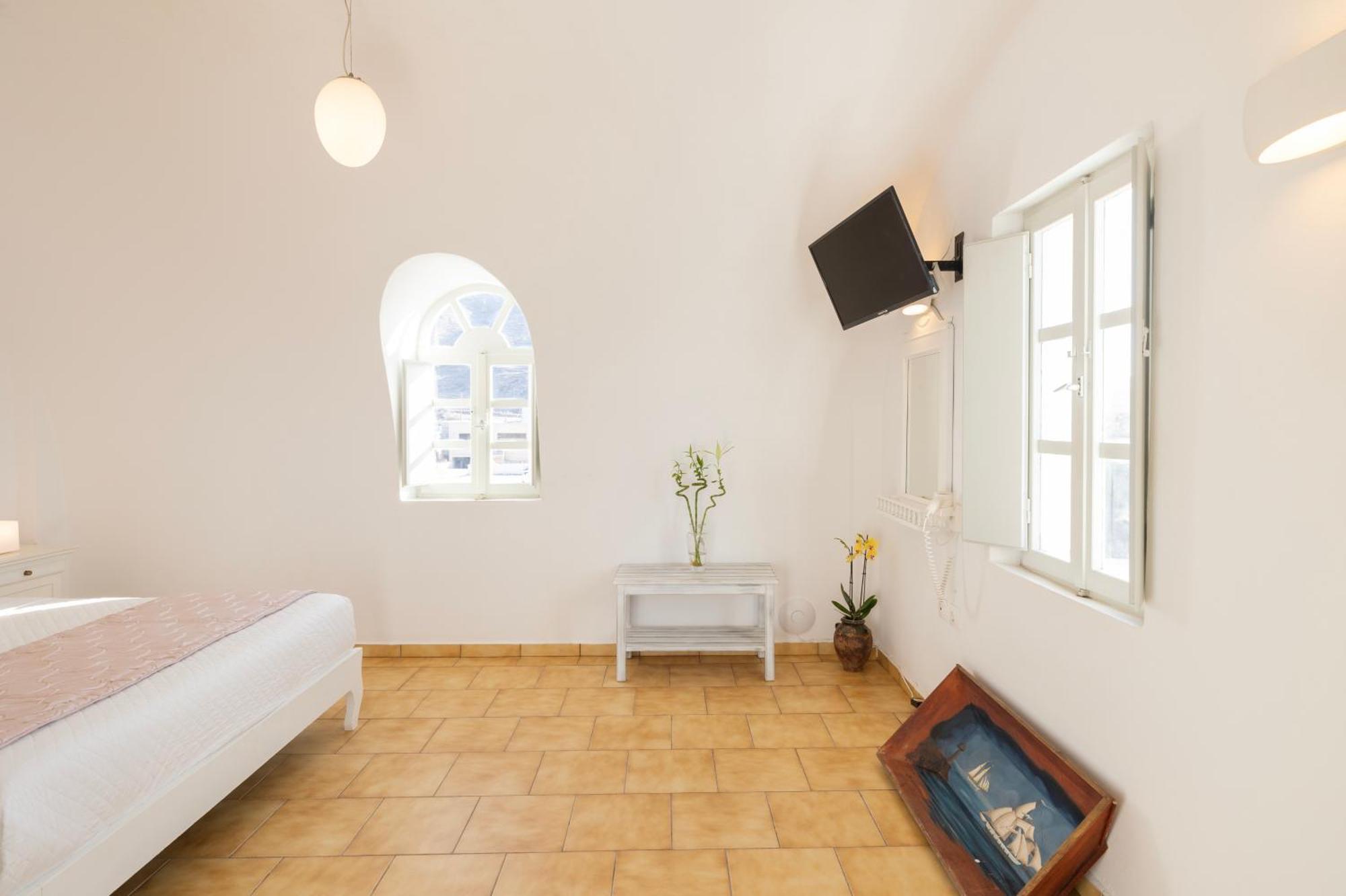 Vrachia Studios & Apartments Oía Dış mekan fotoğraf
