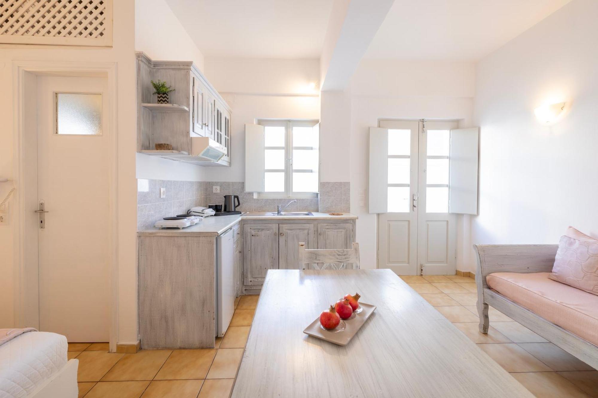 Vrachia Studios & Apartments Oía Dış mekan fotoğraf